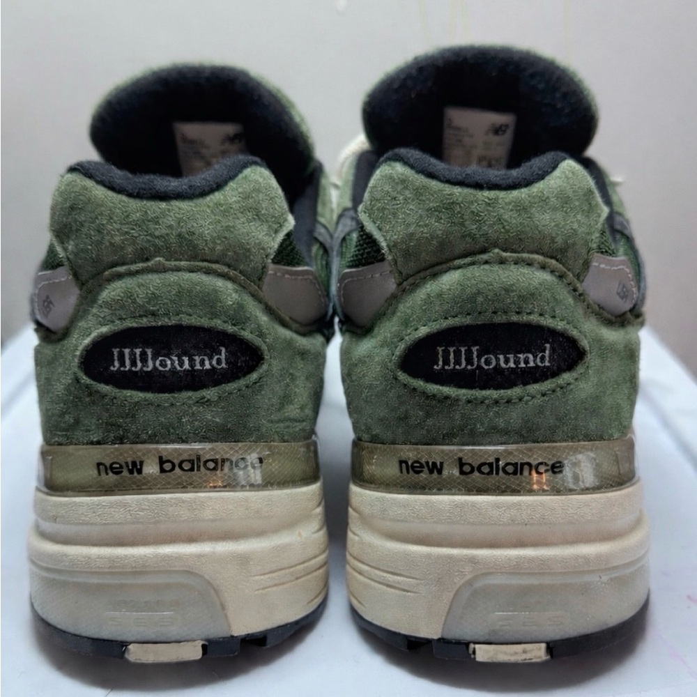 New Balance M992JJ Green and Black Sneakers - Picture 2 of 11